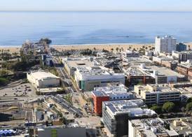 Hampton Inn & Suites Santa Monica 2