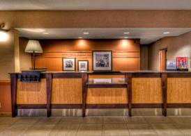 Hampton Inn & Suites Kalamazoo-Oshtemo 5