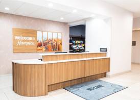 Hampton Inn & Suites Addison 5