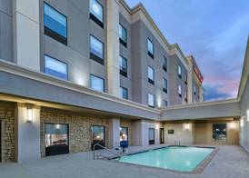 Hampton Inn & Suites Dallas I-30 Cockrell Hill 5