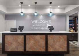 Hampton Inn Kenedy 5
