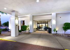 Hampton Inn Tucson-Airport 2