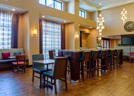 Hampton Inn & Suites Bakersfield/Hwy 58, CA 5