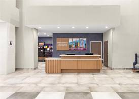 Hampton Inn & Suites Pensacola/I-10 Pine Forest Road 5