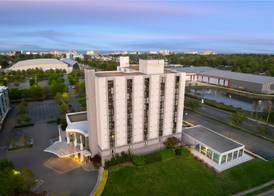DoubleTree by Hilton Virginia Beach 3