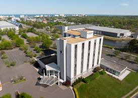 DoubleTree by Hilton Virginia Beach 2