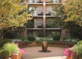 DoubleTree by Hilton Asheville - Biltmore 5