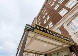 Hotel Elkhart, Tapestry Collection By Hilton 2