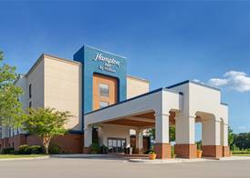 Hampton Inn Farmville 3