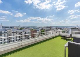 DoubleTree by Hilton Paris Boulogne 2