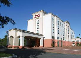 Hampton Inn & Suites Chesapeake-Battlefield Blvd. 2