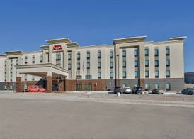 Hampton Inn & Suites Albuquerque Airport 3