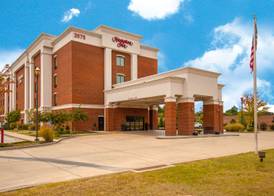 Hampton Inn Hernando, MS 2