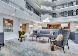 Embassy Suites by Hilton Louisville East 5