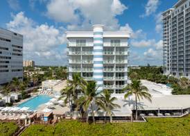 The Singer Oceanfront Resort, Curio Collection by Hilton 4