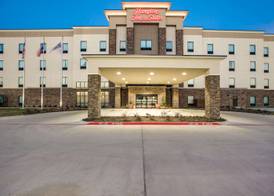 Hampton Inn & Suites Dallas/Ft. Worth Airport South 2