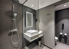 Novotel Sharjah Expo Centre 5