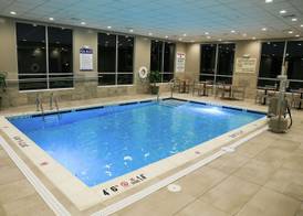Hampton Inn & Suites Mount Laurel/Moorestown 4