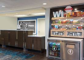Hampton Inn Milwaukee-Northwest 4