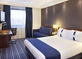 Holiday Inn Express TAMWORTH by IHG 5