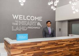 Hampton Inn & Suites by Hilton Toronto Downtown 4