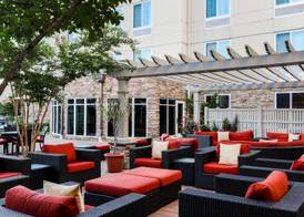 Hilton Garden Inn Melville 2