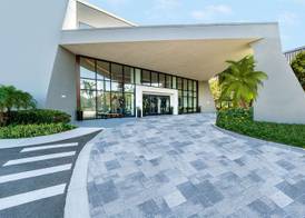 DoubleTree by Hilton Tampa Rocky Point Waterfront 5
