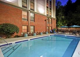 Hampton Inn Atlanta-Mall of Georgia 5