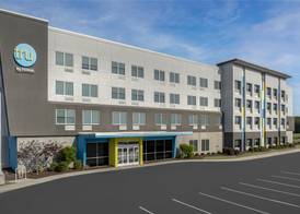 Tru by Hilton Fayetteville I-95 2