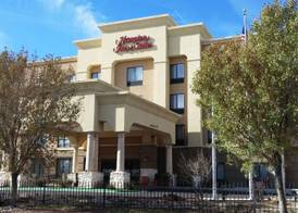 Hampton Inn & Suites Albuquerque-Coors Road 2