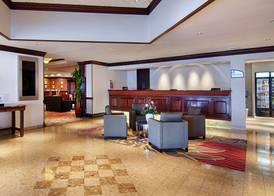 DoubleTree by Hilton Lisle Naperville 3