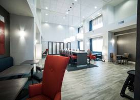 Hampton Inn & Suites Tempe/Phoenix Airport, Az 5