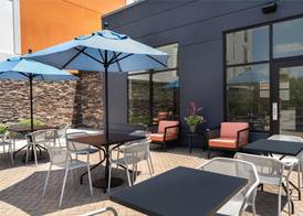 Hampton Inn Baltimore Bayview Campus 2