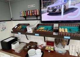 Kyriad Direct Rouen Sud - Val De Reuil 2
