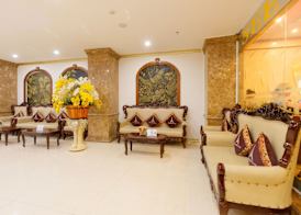 Paris Luxury Hotel & Apartment Nha Trang 4