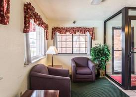 Econo Lodge & Suites Brinkley 5