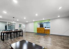 WoodSpring Suites Dearborn Detroit 4