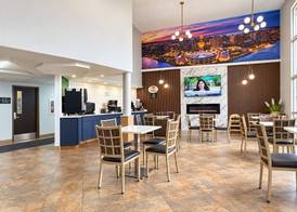 Super 8 by Wyndham Madison South 4