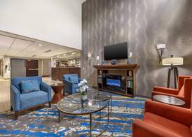 Best Western Plus Portland Airport Hotel & Suites 4