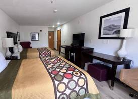 Royal Inn Midvale 5