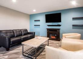 Sleep Inn & Suites Madison West 4