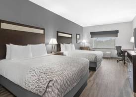 Best Western Plus Lake Jackson Inn & Suites 4