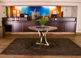 La Quinta Inn by Wyndham Austin Capitol / Downtown 2