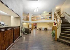 Red Roof Inn & Suites Hermitage 3