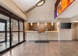 Comfort Inn & Suites Clemson - University Area 5