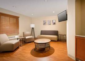WoodSpring Suites Chicago Romeoville 2