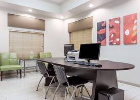 Hawthorn Suites By Wyndham Chandler/Phoenix Area 4