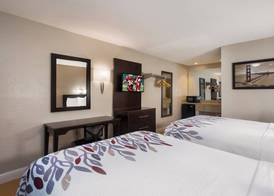 Red Roof Inn Stockton 5