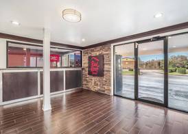 Red Roof Inn Sumter 4