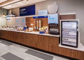 Holiday Inn Express & Suites Denison West by IHG 5